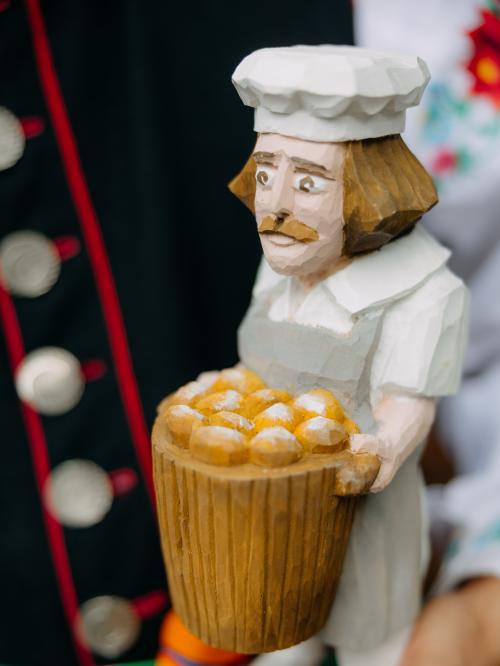 rzeźba piekarz