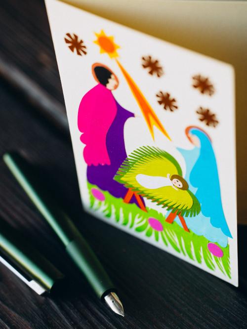 kartka wycinanka świąteczna zdjęcie od góry