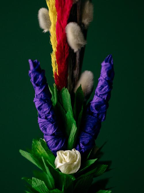 palma fioletowo-żółta