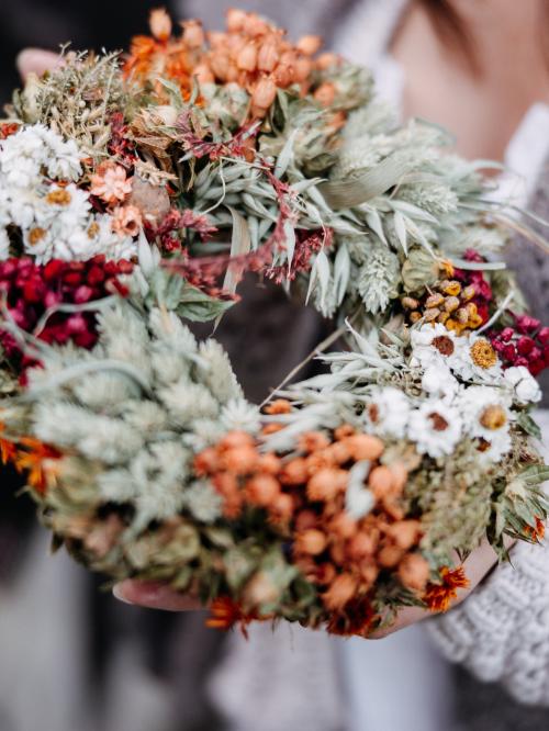 suszony wianek mały pomarańcz i  biel