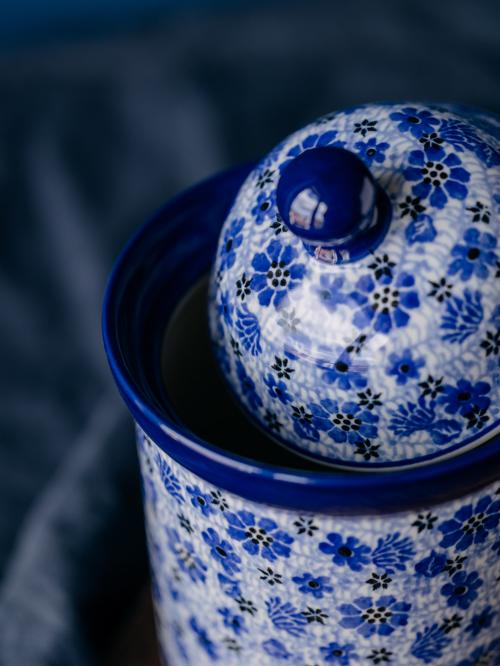 zbliżenie na pojemnik