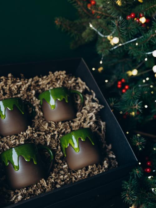 zestaw czterech kubków konopczyńscy