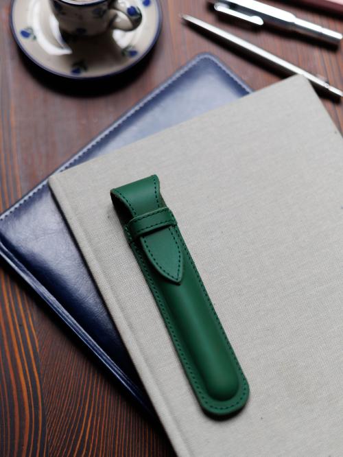 Skórzane etui mini zielone