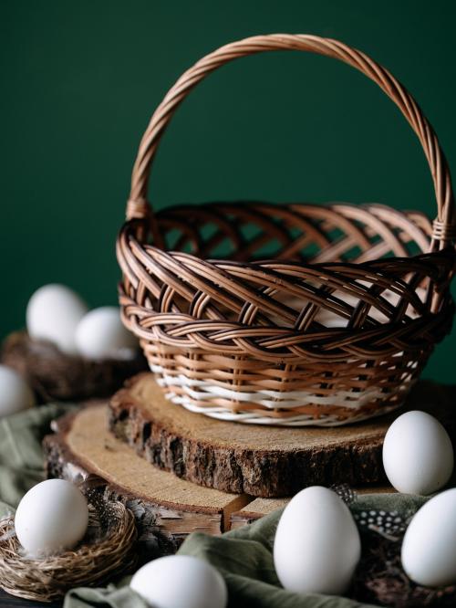 koszyk wielkanocny wiklinowy
