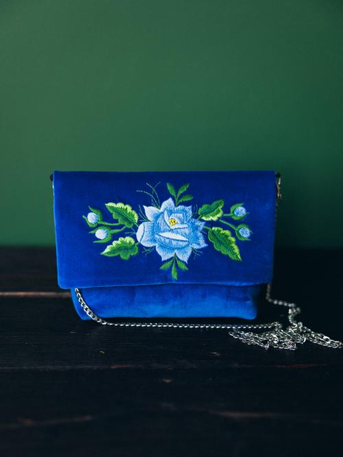 kopertówka haftowana niebieska