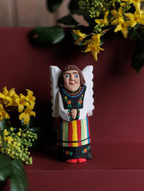 Rzeźba ludowa na podeście
