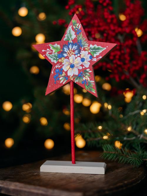 gwiazdka z drewna czerwona