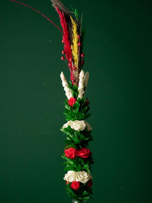 palma na zielonym tle