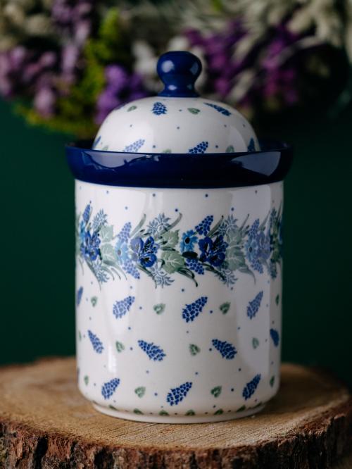 Pojemnik z przykrywką Wianek na tle suszonego wianka