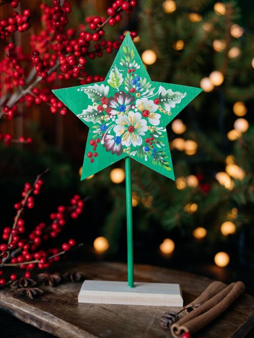 drewniana gwiazdka zielona