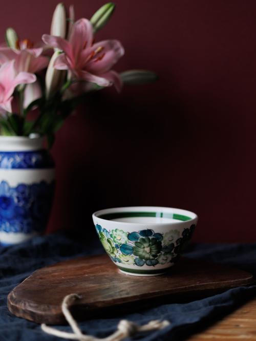 Salaterka duża fajans aranżacja