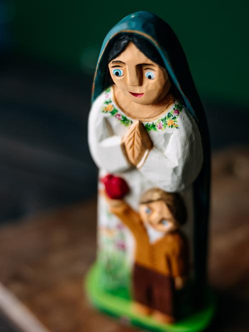 matka boska w niebieskiej szacie