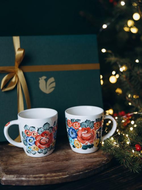 kubki proste z kolorowym  wzorem