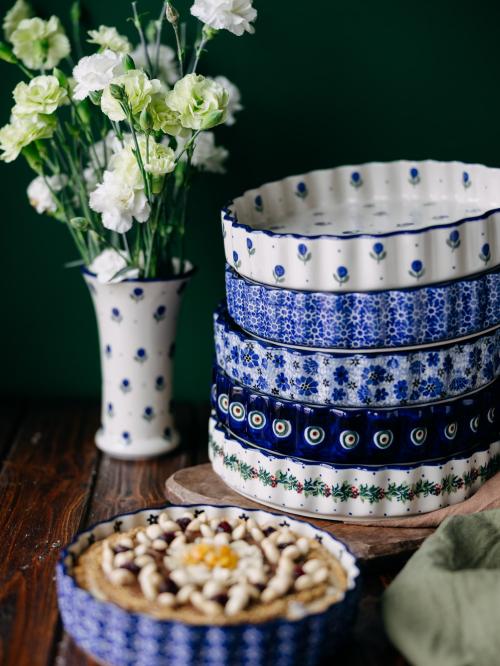 zdjęcie różnych forma do pieczenia tarty