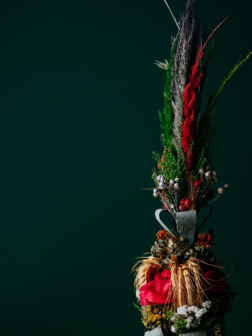 palma na zielonym tle