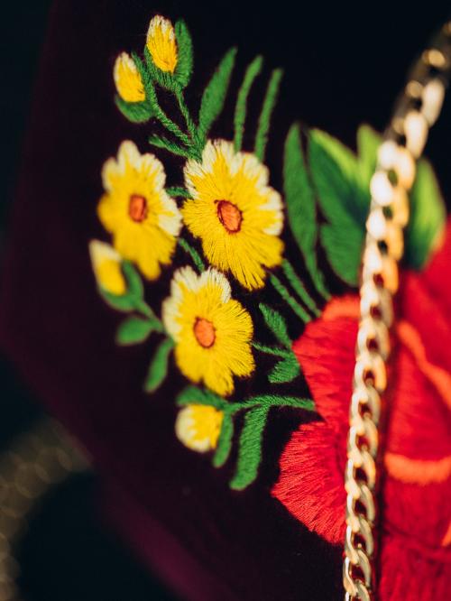 zbliżenie na żółte kwiatki