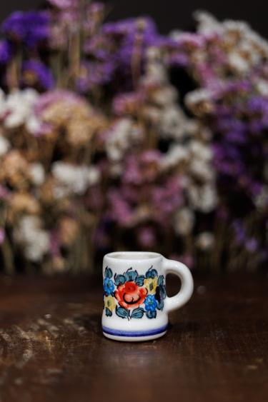 Magnes kufel z kolorowym wzorem - Fajans Włocławek