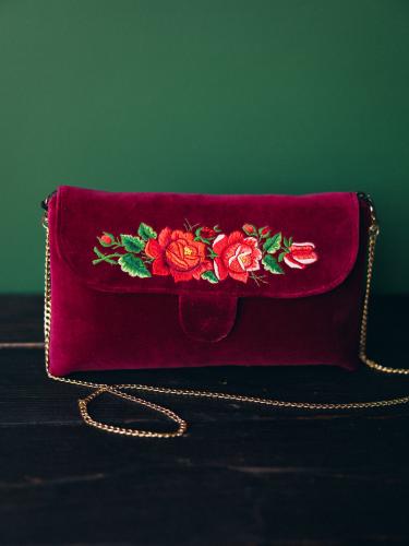 Kopertówka haftowana długa bordowa  - czerwone róże