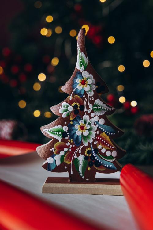 Ręcznie malowane drewniane ozdoby świąteczne