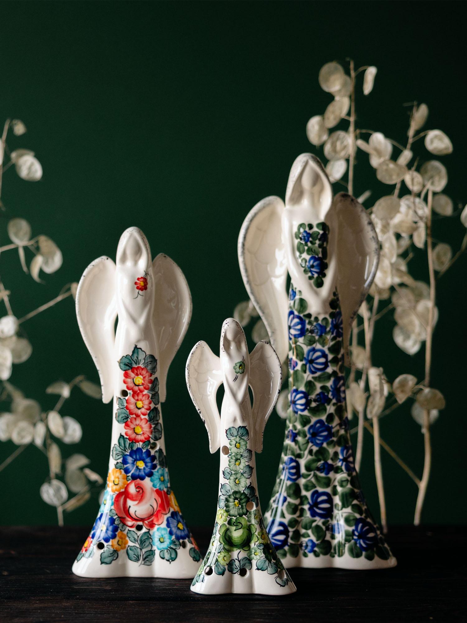 Ceramiczne anioły z Fajansu